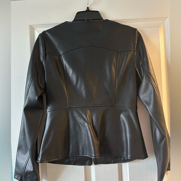 ZARA - Vegan leather jacket - Picture 8 of 9